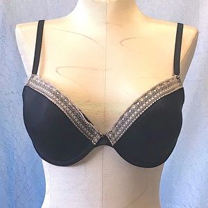 Jasmine & Ginger 36B Black Underwire Bra with Lace